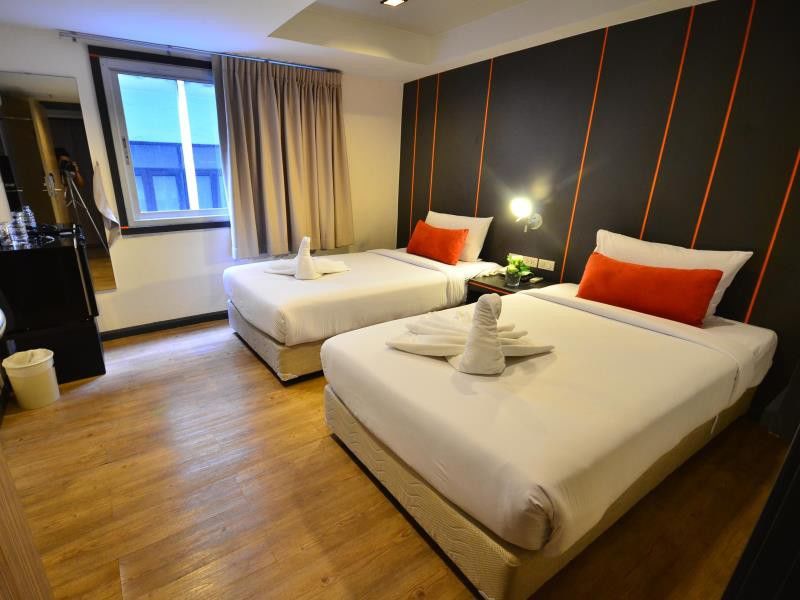 Auberge de jeunesse H2 *